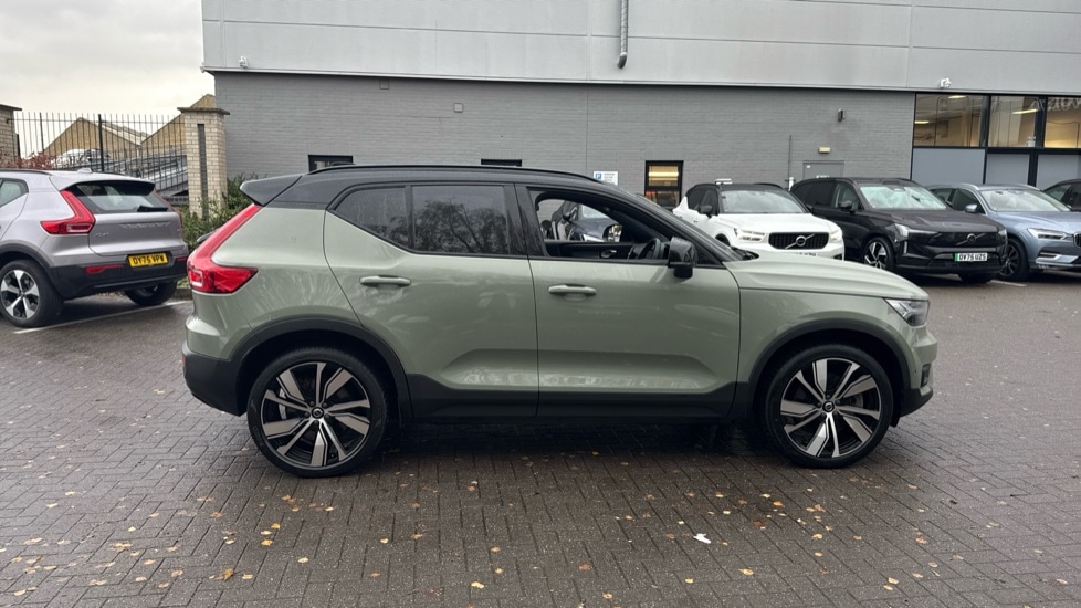 Used Volvo XC40 2022 for sale - 76580151: Photo 17