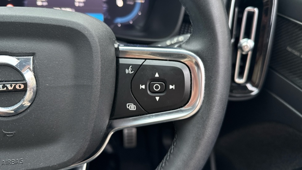 Used Volvo XC40 2022 for sale - 76580151: Photo 26