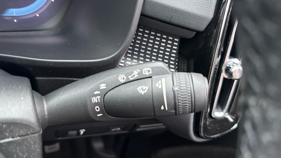 Used Volvo XC40 2022 for sale - 76580151: Photo 28