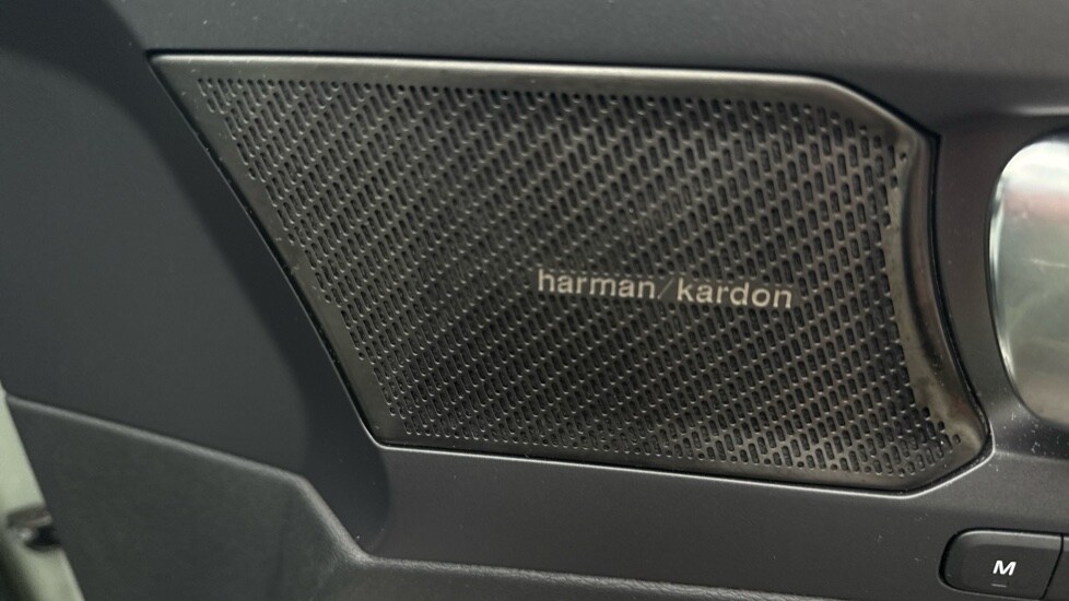 Used Volvo XC40 2022 for sale - 76580151: Photo 39