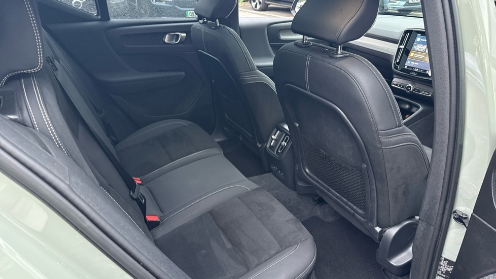 Used Volvo XC40 2022 for sale - 76580151: Photo 6