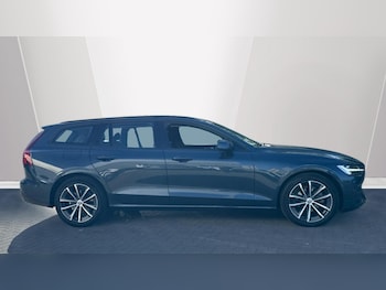 Used Volvo V60 2021 for sale - 76241710: Photo