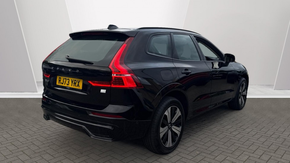 Used Volvo XC60 2023 for sale - 76515030: Photo 2
