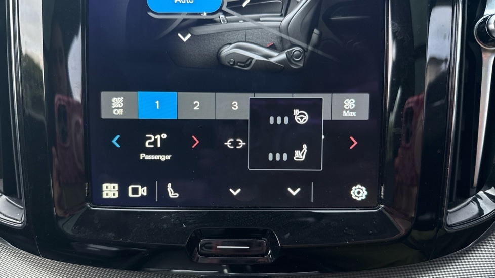 Used Volvo XC60 2023 for sale - 76515030: Photo 29