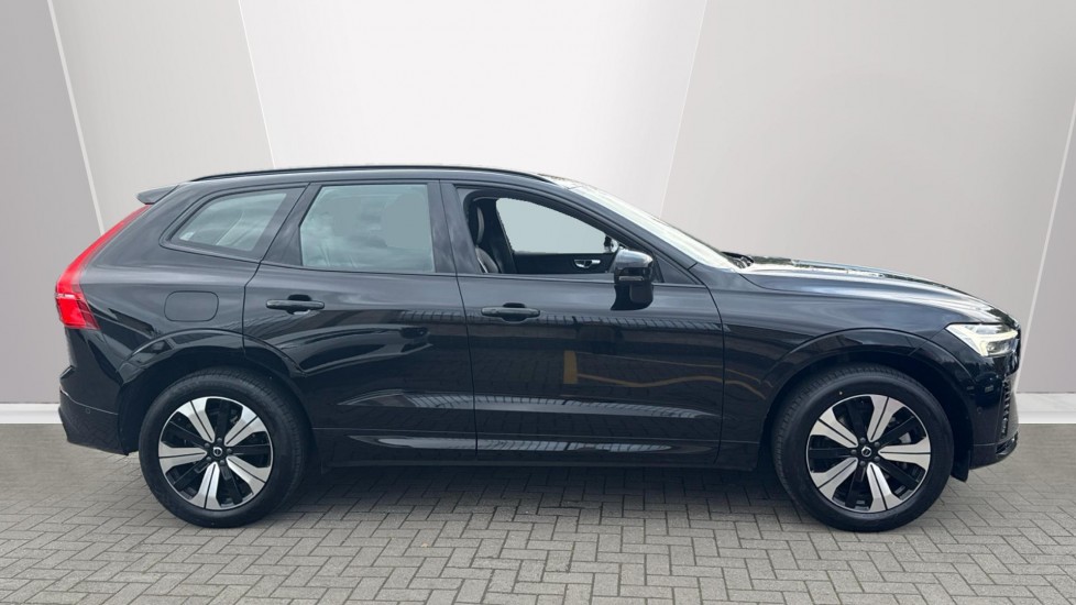 Used Volvo XC60 2023 for sale - 76515030: Photo 3