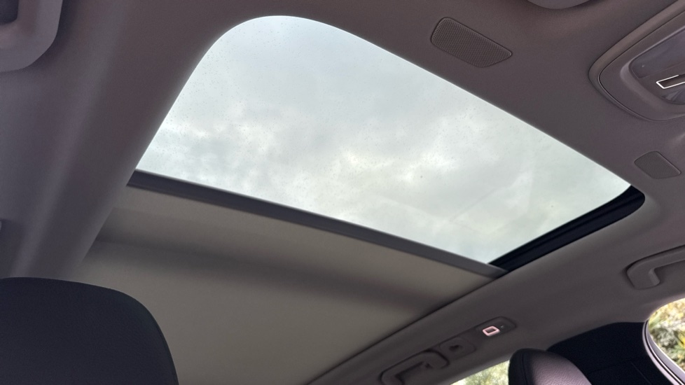 Used Volvo XC60 2023 for sale - 76515030: Photo 31