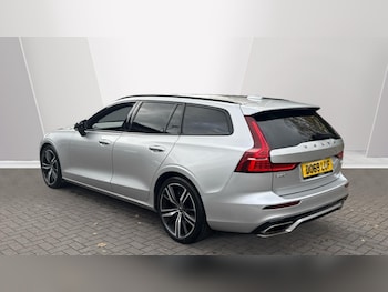 Used Volvo V60 2019 for sale - 76375553: Photo