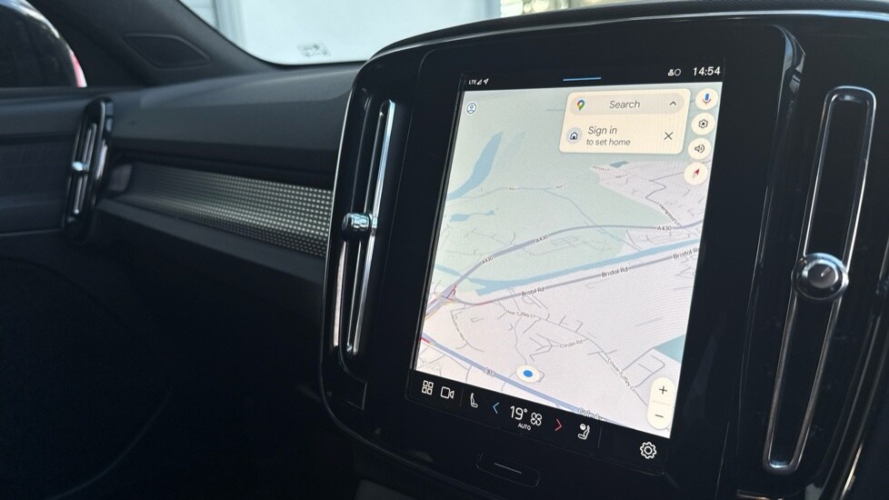 Used Volvo XC40 2024 for sale - 75921946: Photo 16