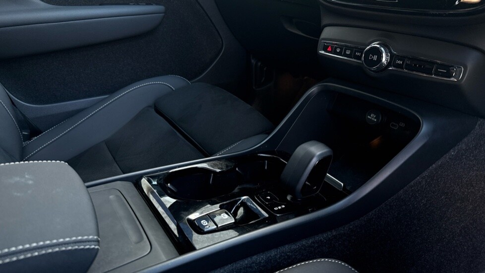 Used Volvo XC40 2024 for sale - 75921946: Photo 20