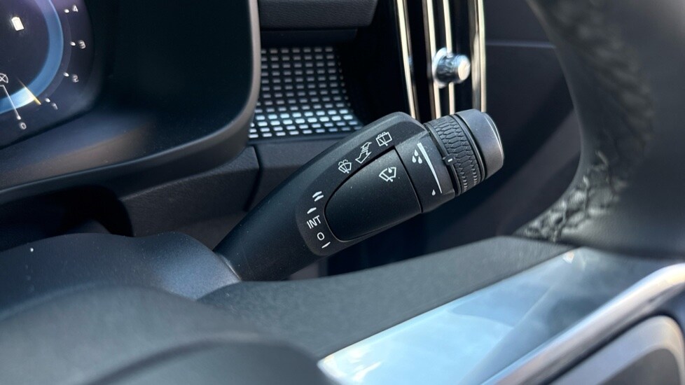 Used Volvo XC40 2024 for sale - 75921946: Photo 26