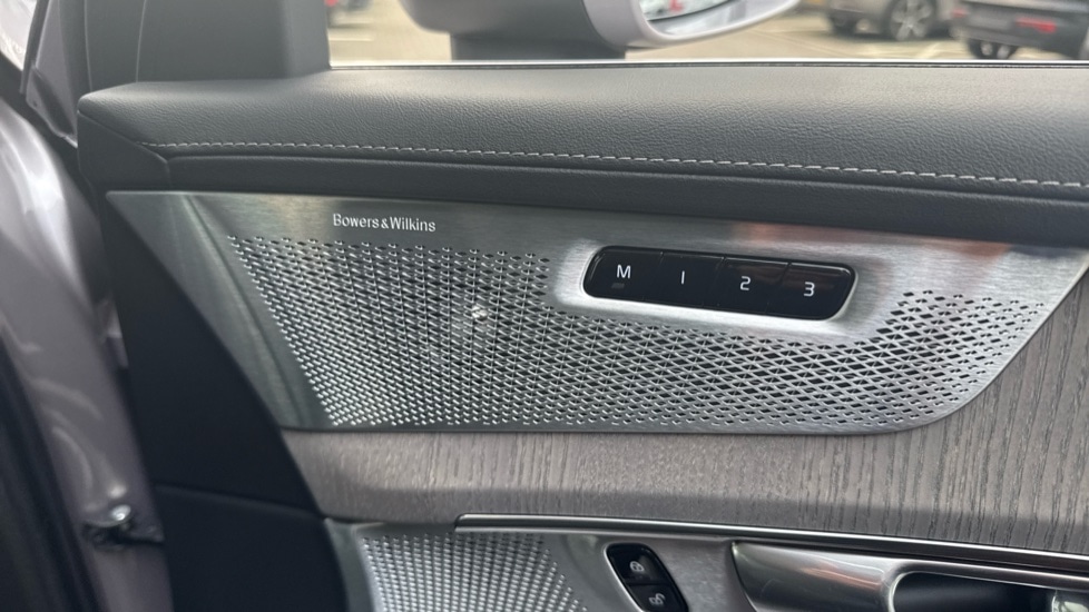 Used Volvo XC90 2025 for sale - 77067793: Photo 41