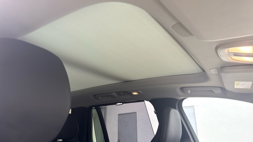 Used Volvo XC90 2025 for sale - 77067793: Photo 48