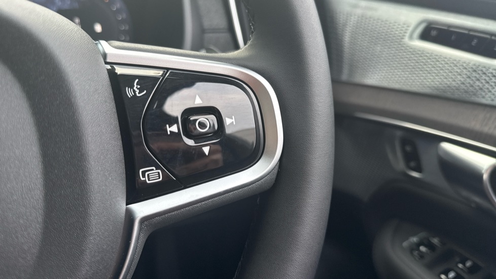 Used Volvo XC90 2025 for sale - 77067793: Photo 63