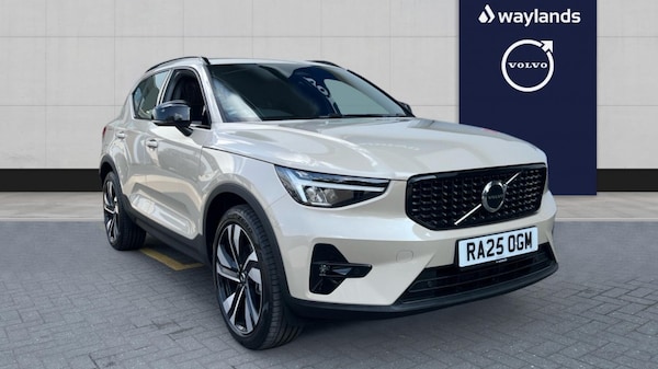 Used Volvo XC40 2025 for sale - 75526779: Photo 1