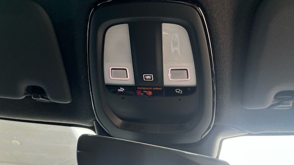 Used Volvo XC40 2025 for sale - 75526779: Photo 28