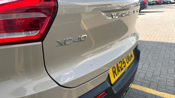 Used Volvo XC40 2025 for sale - 75526779: Photo 34