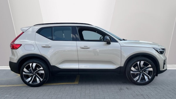 Used Volvo XC40 2025 for sale - 75526779: Photo 3