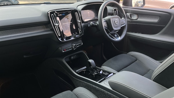 Used Volvo XC40 2025 for sale - 75526779: Photo 43
