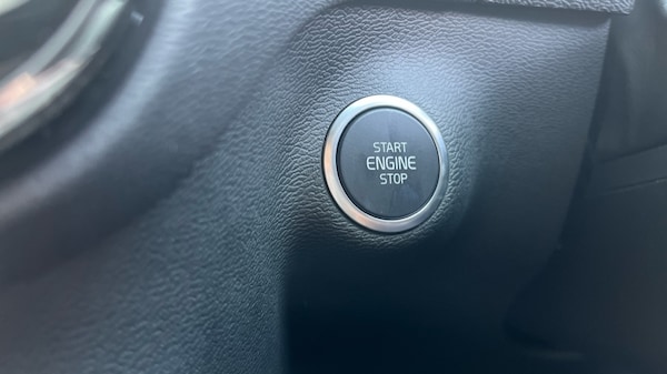 Used Volvo XC40 2025 for sale - 75526779: Photo 56