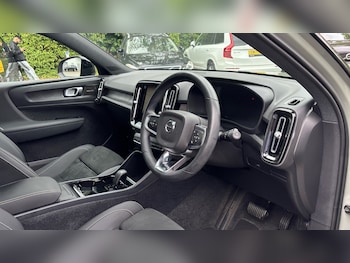 Used Volvo XC40 2022 for sale - 75472797: Photo