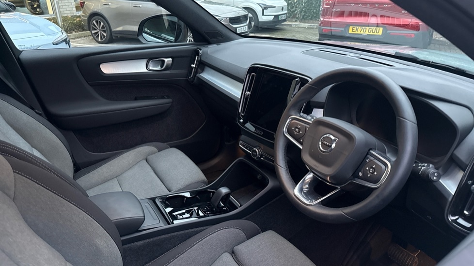 Used Volvo XC40 2024 for sale - 77293411: Photo 4