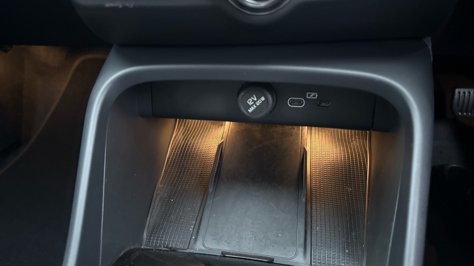 Used Volvo XC40 2024 for sale - 77293411: Photo 45