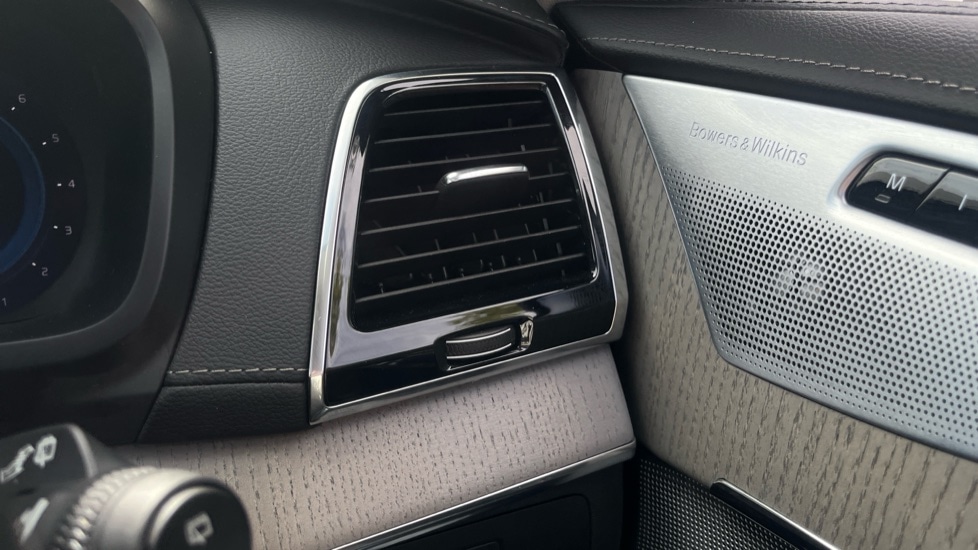 Used Volvo XC90 2024 for sale - 76037795: Photo 39