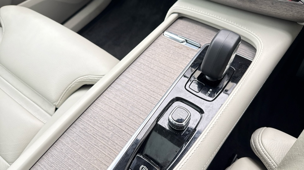 Used Volvo XC90 2022 for sale - 76888671: Photo 45