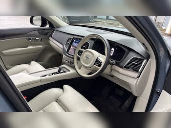 Used Volvo XC90 2022 for sale - 76888671: Photo