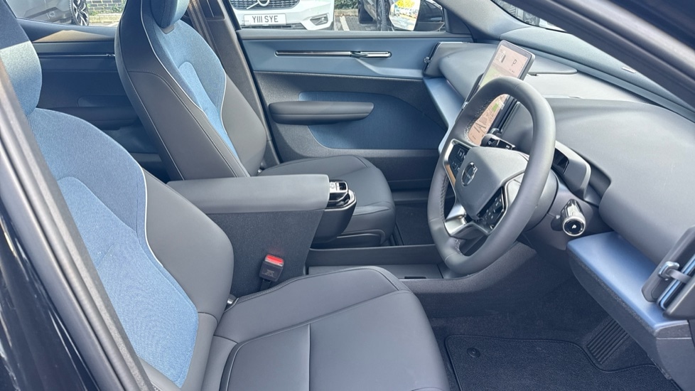 Used Volvo EX30 2025 for sale - 77353784: Photo 24