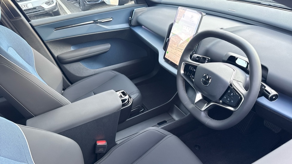 Used Volvo EX30 2025 for sale - 77353784: Photo 4