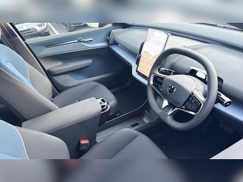 Used Volvo EX30 2025 for sale - 77353784: Photo