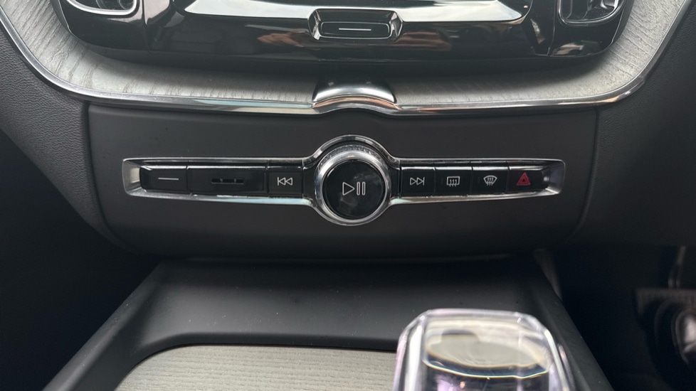 Used Volvo XC60 2024 for sale - 77771177: Photo 40