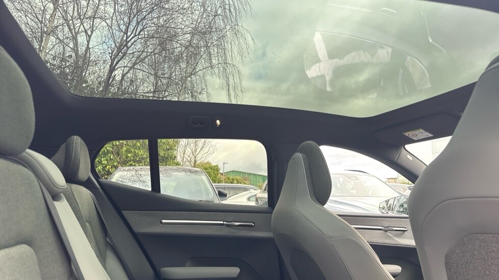 Used Volvo EX30 2025 for sale - 77576328: Photo 27