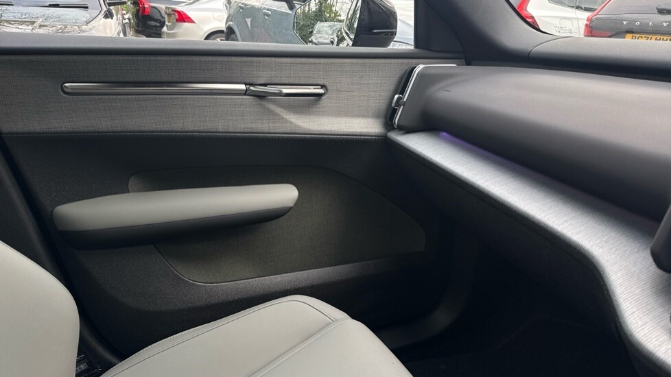 Used Volvo EX30 2025 for sale - 77576328: Photo 37