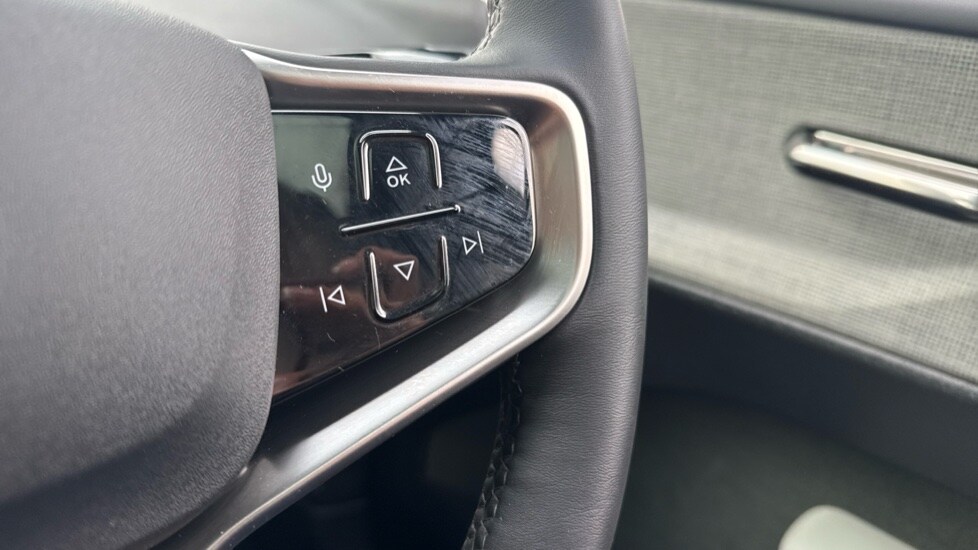 Used Volvo EX30 2025 for sale - 77576328: Photo 40