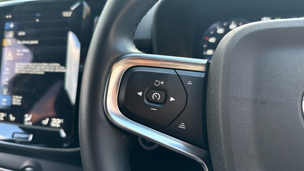 Used Volvo XC40 2022 for sale - 76438030: Photo 21