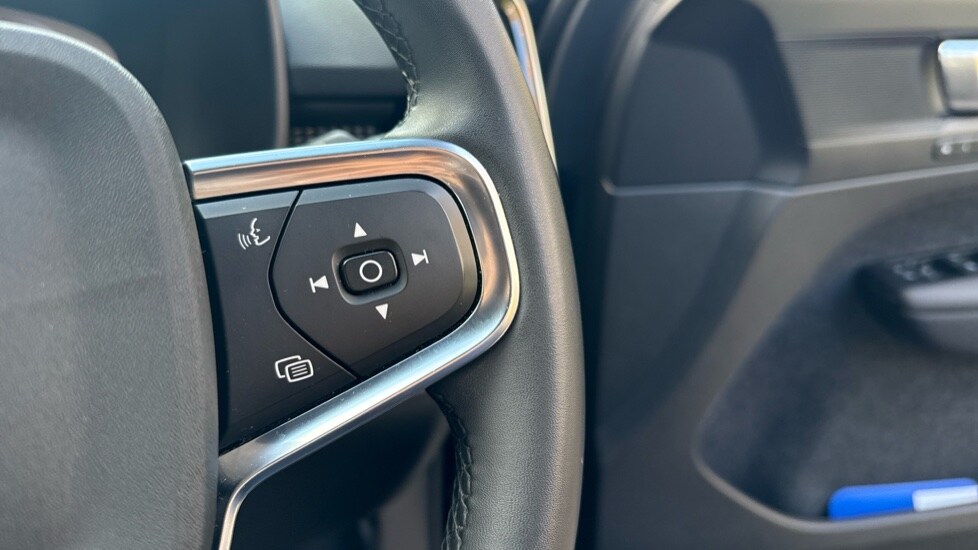 Used Volvo XC40 2022 for sale - 76438030: Photo 22