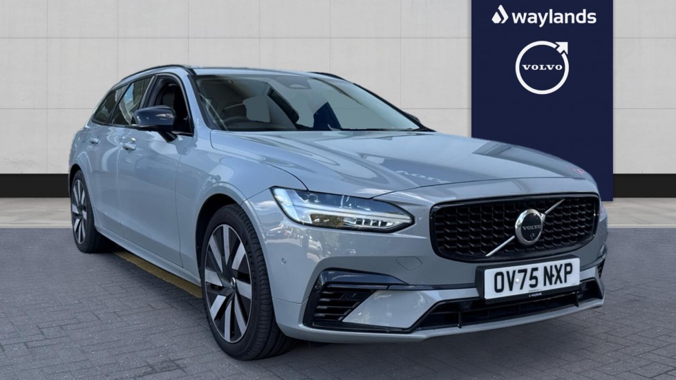 Used Volvo V90 2025 for sale - 76015217: Photo 1