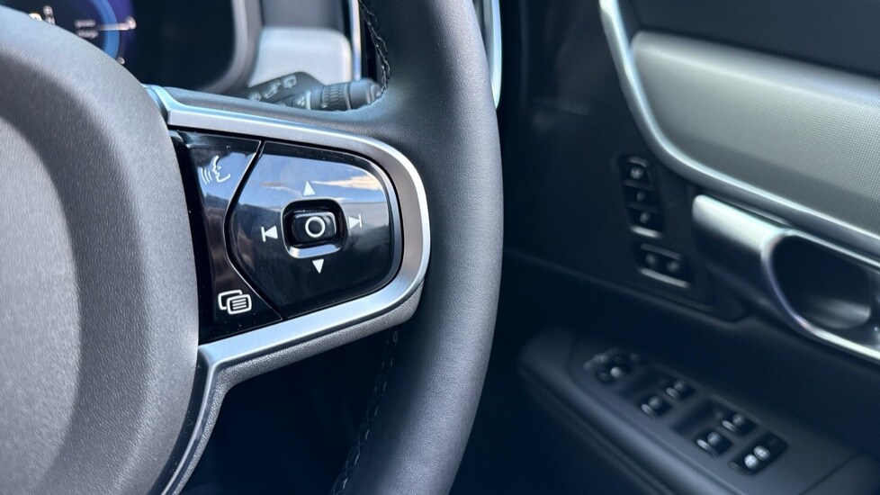 Used Volvo V90 2025 for sale - 76015217: Photo 15