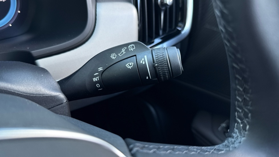 Used Volvo V90 2025 for sale - 76015217: Photo 17