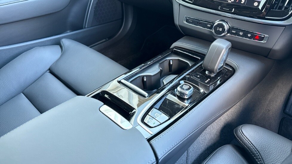 Used Volvo V90 2025 for sale - 76015217: Photo 24