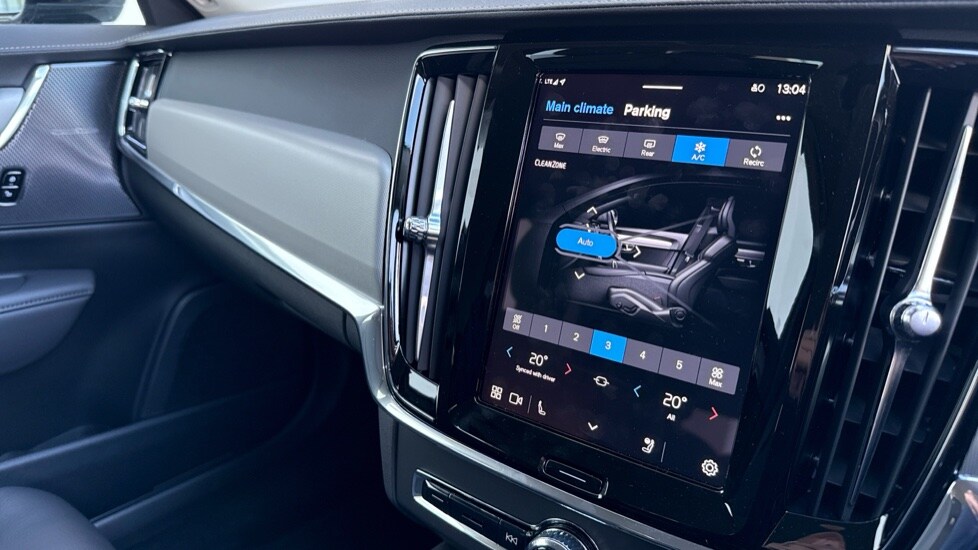 Used Volvo V90 2025 for sale - 76015217: Photo 30