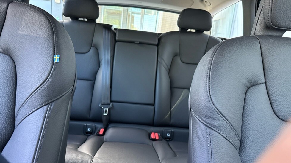 Used Volvo V90 2025 for sale - 76015217: Photo 35