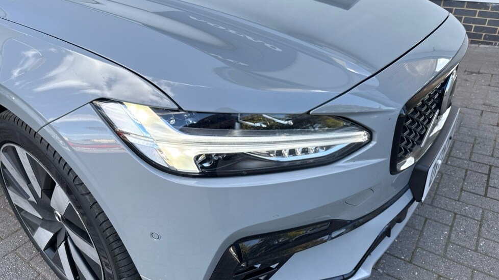 Used Volvo V90 2025 for sale - 76015217: Photo 40