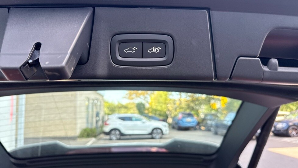 Used Volvo V90 2025 for sale - 76015217: Photo 48