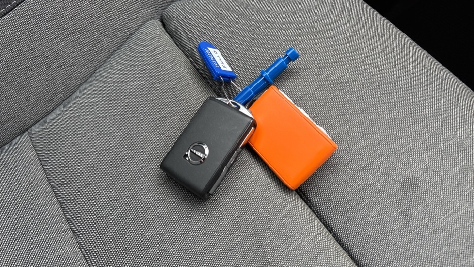 Used Volvo XC40 2023 for sale - 77855746: Photo 14