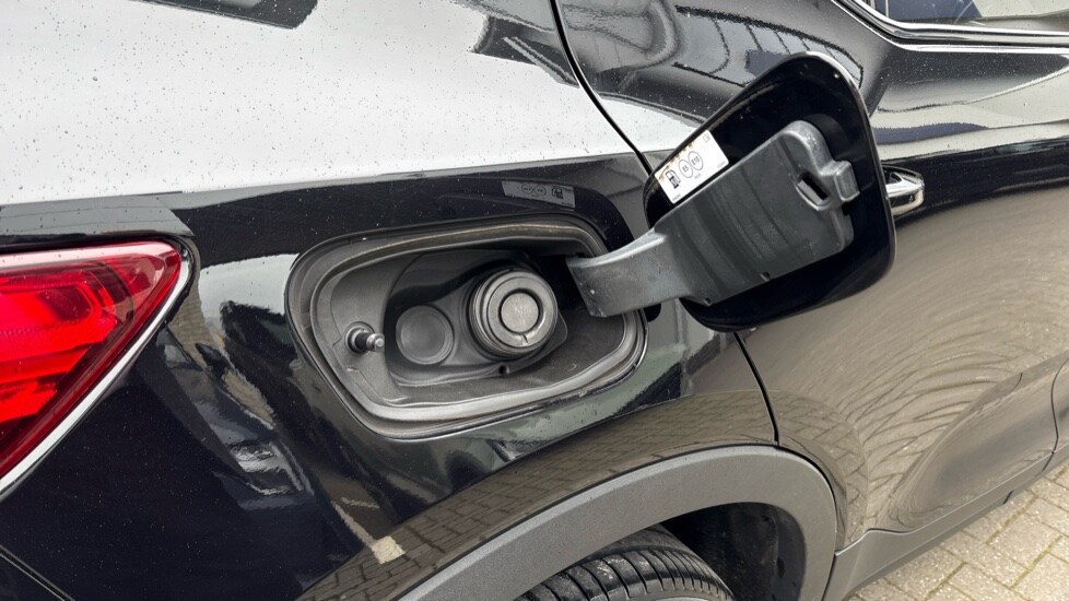 Used Volvo XC40 2023 for sale - 77855746: Photo 16