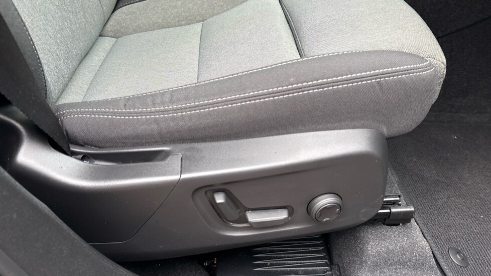 Used Volvo XC40 2023 for sale - 77855746: Photo 30