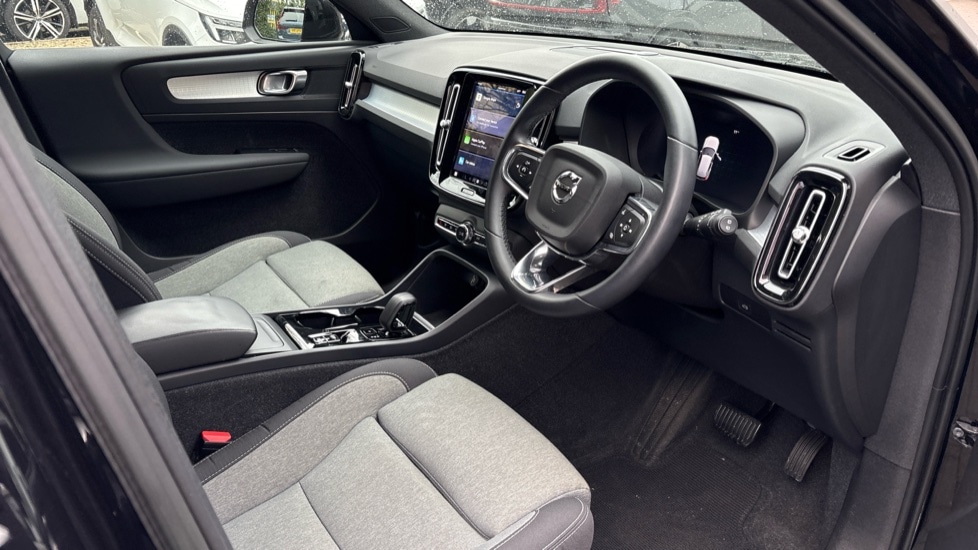 Used Volvo XC40 2023 for sale - 77855746: Photo 4